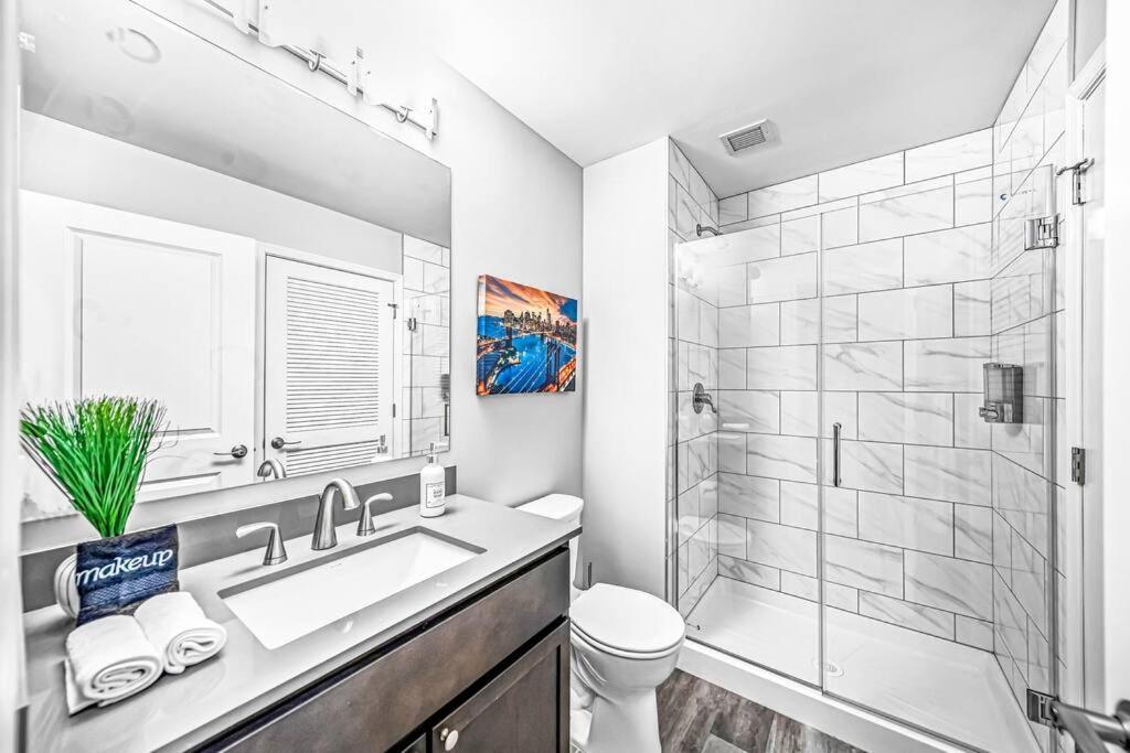 2Br Unit In The Heart Of Dt With View Of Playhouse Square, Pool & Gym Access- 305 Daire Cleveland Dış mekan fotoğraf