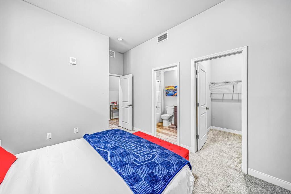 2Br Unit In The Heart Of Dt With View Of Playhouse Square, Pool & Gym Access- 305 Daire Cleveland Dış mekan fotoğraf